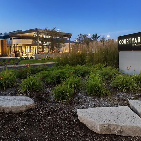 Courtyard By Marriott Chicago Waukegan / Gurnee Hotel Eksteriør billede
