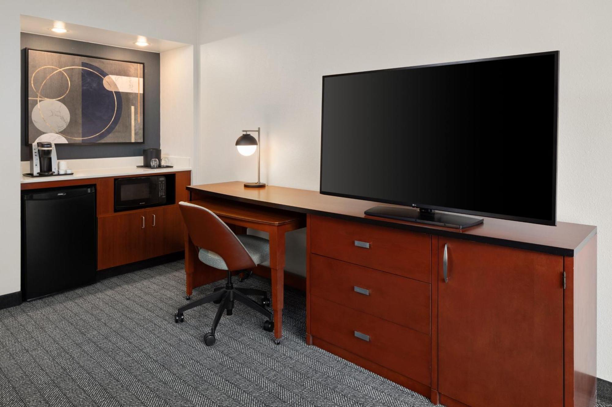 Courtyard By Marriott Chicago Waukegan / Gurnee Hotel Eksteriør billede