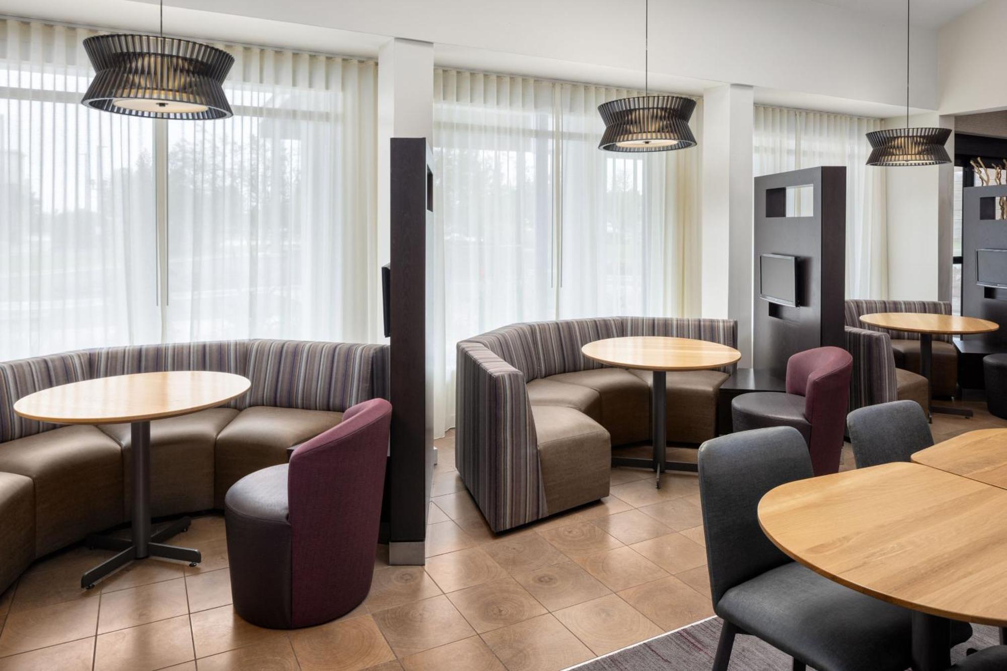 Courtyard By Marriott Chicago Waukegan / Gurnee Hotel Eksteriør billede