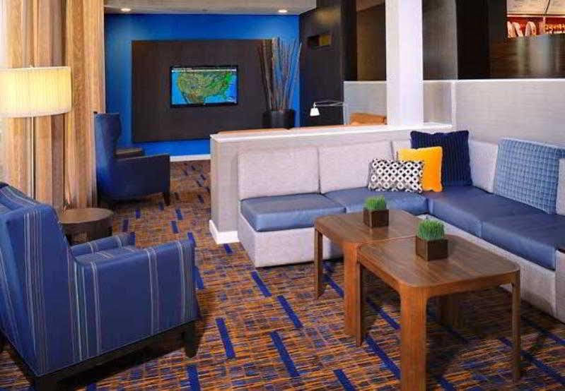 Courtyard By Marriott Chicago Waukegan / Gurnee Hotel Eksteriør billede